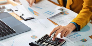El Gobierno regional contribuye a la formación en cultura financiera de 470 jóvenes castellanomanchegos de cuarto de la ESO