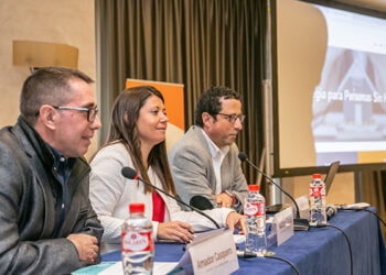 El Gobierno regional presenta su Estrategia de Atención a las Personas sin hogar de Castilla-La Mancha El Gobierno regional presenta su Estrategia de Atención a las Personas sin hogar de Castilla-La Mancha