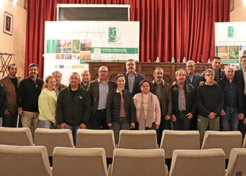 El Grupo de Acción Local ADR Molina de Aragón – Alto Tajo firma contratos de ayudas con 15 promotores de cerca de medio millón de euros 8 El Grupo de Acción Local ADR Molina de Aragón – Alto Tajo firma contratos de ayudas con 15 promotores de cerca de medio millón de euros
