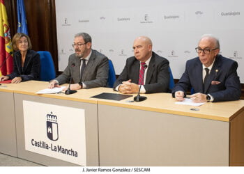 El Hospital Universitario de Guadalajara lleva a cabo un procedimiento pionero que puede evitar los brotes y la discapacidad que caracterizan a la esclerosis múltiple