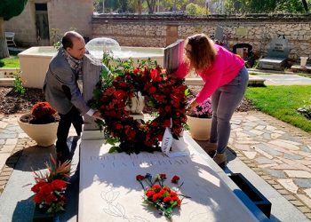 El PSOE de Guadalajara honra la memoria de todos aquellos que dieron su vida por defender la democracia y la libertad