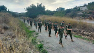El Regimiento de Transmisiones 21 concluye en Calatayud su recorrido a pie por el Camino del Cid