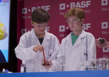 El youtuber David Calle abre la temporada 22-23 del Kids’ Lab de BASF
