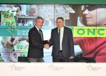 Eurocaja Rural firma un convenio con la ONCE para facilitar la operativa de los vendedores en la región Eurocaja Rural firma un convenio con la ONCE para facilitar la operativa de los vendedores en la región