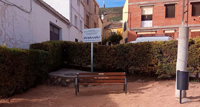 Huete mejora varios espacios urbanos por la igualdad
