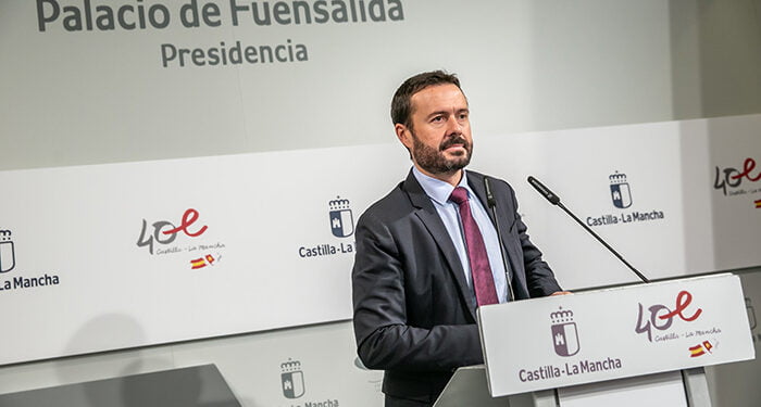 El Gobierno de Castilla-La Mancha pone a disposición de 5.662 familias vulnerables un Bono Social Digital para garantizar la conectividad en sus hogares 1 José Luis Escudero
