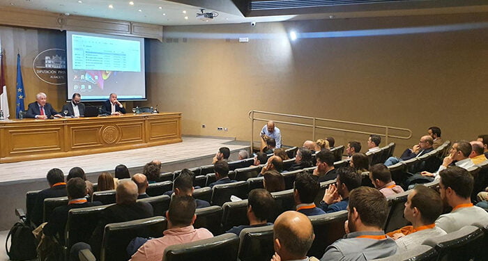 La Junta impulsa la creación de comunidades energéticas como nuevo modelo de consumo y producción de energías limpias