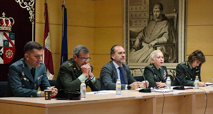 La protección de la mujer para supuestos de violencia en el ámbito castrense reúne en Cuenca a las voces más destacadas de la judicatura militar española