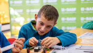 Los experimentos BASF Kids’ Labs traen el Hidrógeno verde a Marchamalo