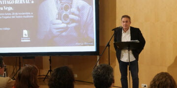 Manuel Sonseca recibe el Premio a la Trayectoria en Fotografía ‘Santiago Bernal’