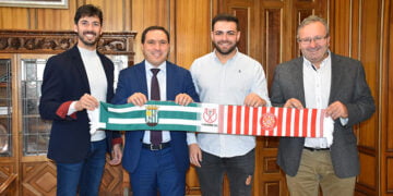 Martínez Chana califica el partido entre el CD Quintanar del Rey y el Girona de “histórico” y ha animado al equipo conquense