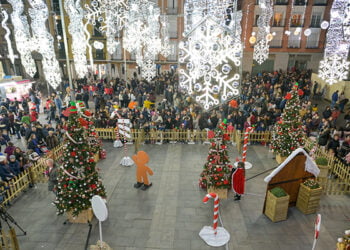 Más de 1,4 millones de leds iluminan la ciudad para “disfrutar y consumir en una Guadalajara que es capital de la Navidad”