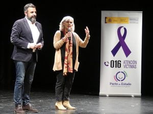Más de 300 estudiantes de ESO y Bachillerato de Azuqueca, Alovera y Villanueva de la Torre participan en una actividad sobre igualdad y violencia de género