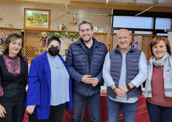 Maxim Huerta presenta en Minglanilla su libro Adiós, pequeño dentro del programa Los libros viajan por la provincia de la Diputación de Cuenca