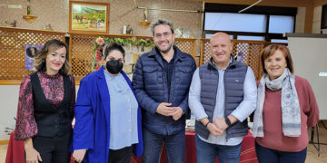 Maxim Huerta presenta en Minglanilla su libro Adiós, pequeño dentro del programa Los libros viajan por la provincia de la Diputación de Cuenca