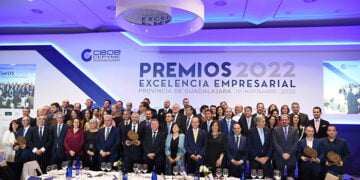 Page destaca la responsabilidad demostrada por todo el empresariado y requiere de su apoyo en el desarrollo de la región