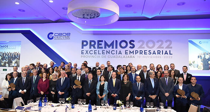 Page destaca la responsabilidad demostrada por todo el empresariado y requiere de su apoyo en el desarrollo de la región 1 Page destaca la responsabilidad demostrada por todo el empresariado y requiere de su apoyo en el desarrollo de la región