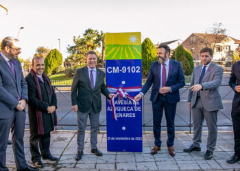 Page inaugura la rehabilitación que se ha llevado a cabo en la CM-9102