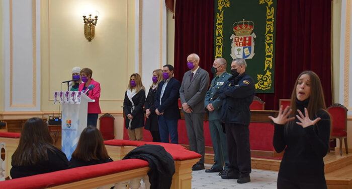 Unidad institucional en Cuenca para conmemorar el 25 de noviembre y decir ‘NO’ a la violencia de género