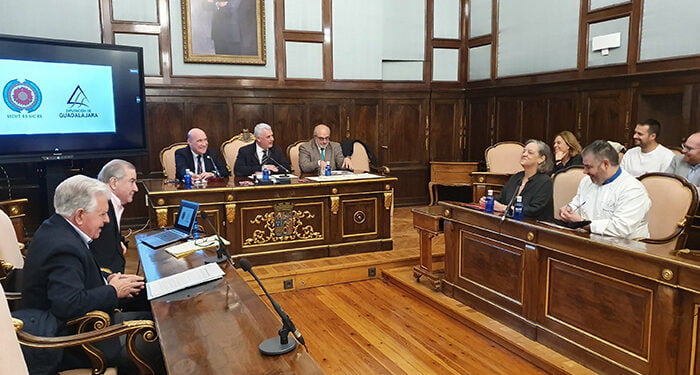 Vega destaca la importancia de la gastronomía y hostelería para mantener servicios y población en las zonas rurales