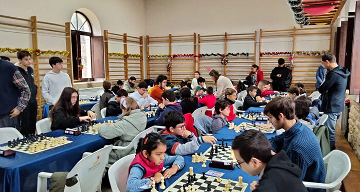 Andrei Nicolai, Ismael Sadik, Pablo Sáenz y Alejandro Ramírez, ganadores del segundo torneo del XVIII Circuito provincial de ajedrez escolar de Guadalajara 1 Andrei Nicolai, Ismael Sadik, Pablo Sáenz y Alejandro Ramírez, ganadores del segundo torneo del XVIII Circuito provincial de ajedrez escolar de Guadalajara