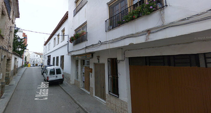 CCOO-FSC denuncia la selección y contratación vía ETT del/a responsable de la biblioteca pública municipal de Landete 1 CCOO-FSC denuncia la selección y contratación vía ETT dela responsable de la biblioteca pública municipal de Landete