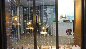 Centro Auditivo Audiotone, primer premio del V Concurso de Escaparatismo Navideño de Cuenca