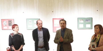 Continúan los actos del XX aniversario del Teatro Buero con la apertura de las exposiciones de christmas del dramaturgo y de fotografías de Paula Montávez