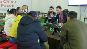 Cruz Roja y la Fundación Mahou San Miguel congregan a casi 700 personas en la I Feria “El Empleo +Cerca” celebrada en Cuenca