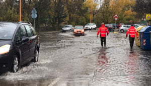 El caudal del río Júcar a su paso por Cuenca alcanzó su pico, con cerca de 295 m³s, a primera hora de este miércoles