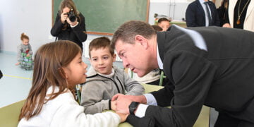 El Consejo de Gobierno aprobará el próximo martes cerca de 400 millones de euros para renovar los conciertos de Educación Primaria