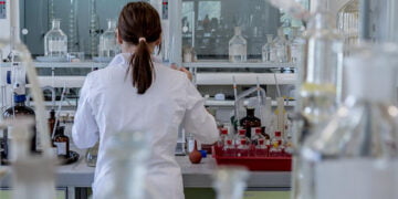 El Gobierno regional destina más de 1,1 millones de euros a la contratación de 17 doctores en centros públicos de investigación y empresas