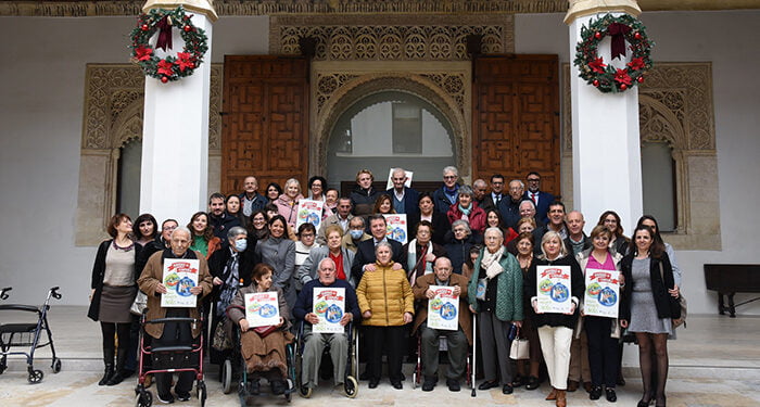 El Gobierno regional presenta una nueva edición de la campaña ‘Navidad en Compañía. Ningún Mayor Solo’ contra la soledad no deseada de los mayores