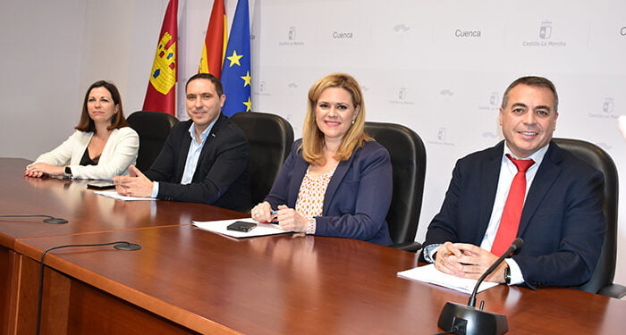 El Gobierno regional y la Diputación Provincial de Cuenca favorecerán la contratación de 890 personas en la provincia a través del plan de empleo 1 El Gobierno regional y la Diputación Provincial de Cuenca favorecerán la contratación de 890 personas en la provincia a través del plan de empleo