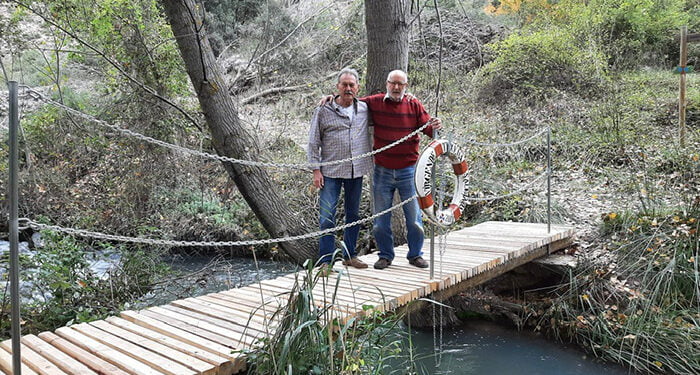El puente que une Garaballa y la Cueva de la Virgen de Tejeda vuelve a ser transitable para el público