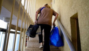 El salario del Ingreso Mínimo Vital en Castilla-La Mancha alcanza los 20.536 hogares con un total de 61.938 beneficiarios