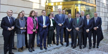 Eurocaja Rural suscribe un acuerdo con la Consejería de Agricultura, Agua y Desarrollo Rural de C-LM para garantizar el relevo generacional del sector primario