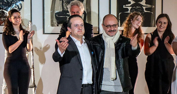 Gran éxito del estreno absoluto de la ópera La Caja de Luz 1 Gran éxito del estreno absoluto de la ópera La Caja de Luz