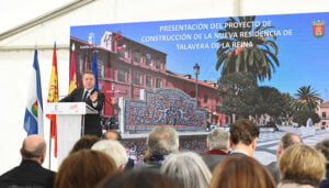 “La certidumbre económica” facilita, según Page, la bajada del paro y la subida del empleo en noviembre en Castilla-La Mancha