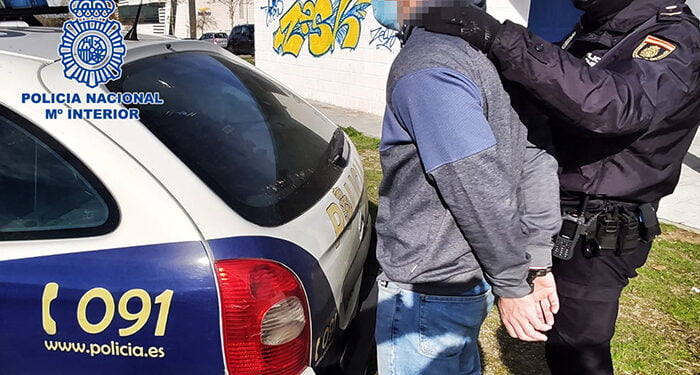 La Policía Nacional detiene en Guadalajara a un hombre especializado en cometer robos en el interior de los vehículos