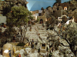 La V. H. de la Soledad (vulgo del Puente) bendice y abre al público su belén este 8 de diciembre