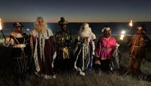 Los Reyes Magos y sus pajes llegan volando un año más a Alarilla