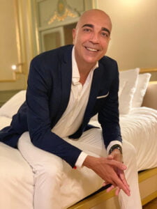 Manuel Francisco Reina gana el Premio Provincia de Guadalajara de Poesía “José Antonio Ochaíta” 2022