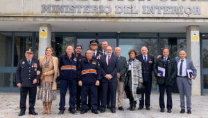 Pérez Tornero, José Manuel Olmeda y la Agrupación de Voluntarios de Protección Civil de Minglanilla reconocidos por la Asociación de Agrupaciones y Asociaciones de España