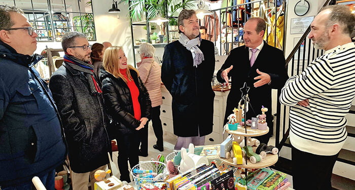 Porticada y Pardo Family ganan el concurso de escaparates navideños organizado por el Ayuntamiento de Guadalajara