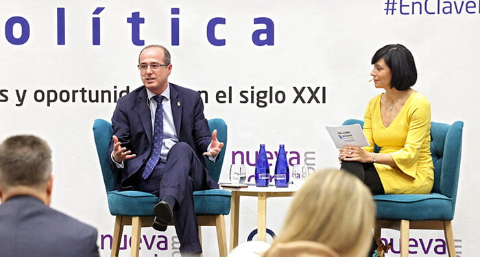 Rojo anuncia un plan a cinco años con más suelo industrial, residencial y un actuaciones de mejora en calles y espacios públicos por valor de 20 millones de euros 1 Rojo anuncia un plan a cinco años con más suelo industrial, residencial y un actuaciones de mejora en calles y espacios públicos por valor de 20 millones de euros