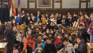 Un grupo de escolares de Azuqueca han visitado el Palacio Provincial, sede de la Diputación de Guadalajara
