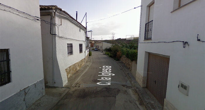 Un incendio destruye el tejado del centro de salud de Mohorte