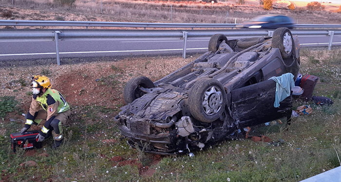 Una mujer de 37 años trasladada al Hospital de Cuenca tras una colisión múltiple en Tarancón 1 Una mujer de 37 años trasladada al Hospital de Cuenca tras una colisión múltiple en Tarancón