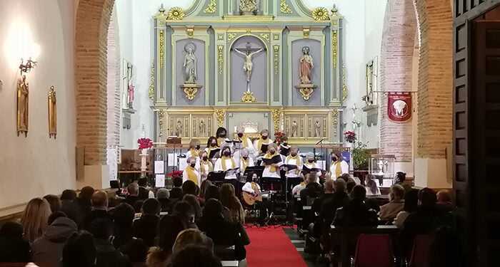 Villanueva de la Torre da el pistoletazo a su Navidad 20222023 con su Certamen de Villancicos